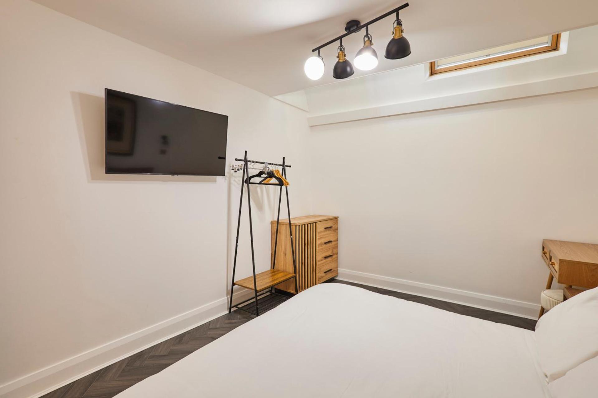 Host & Stay - Queen Square Hideaway Ліверпуль Екстер'єр фото
